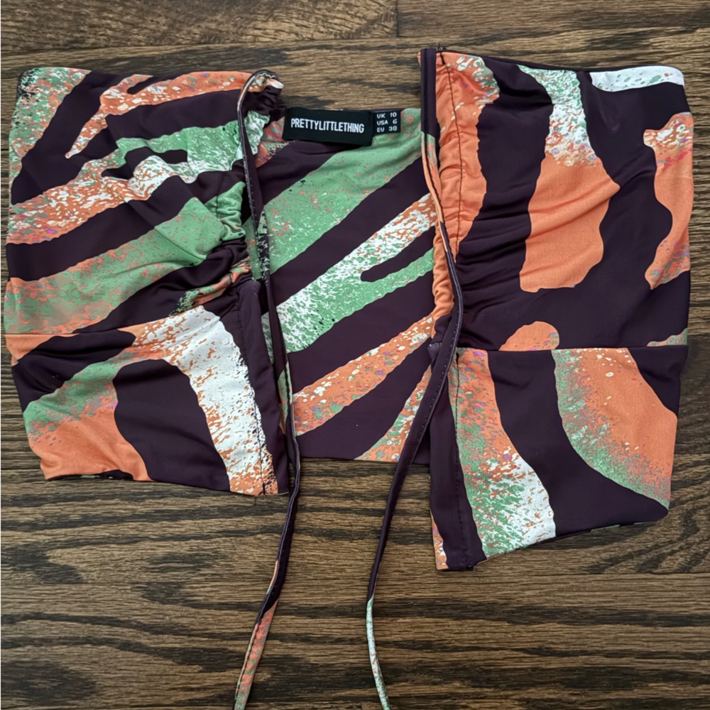 PrettyLittleThing Orange and Green Patterned Top - Picture 3 of 4